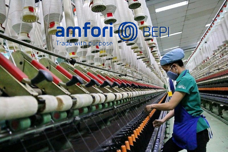 Học ngành công nghệ may ra trường làm gì kiếm được nhiều tiền.jpg Học ngành công nghệ may ra trường làm gì kiếm được nhiều tiền.jpg